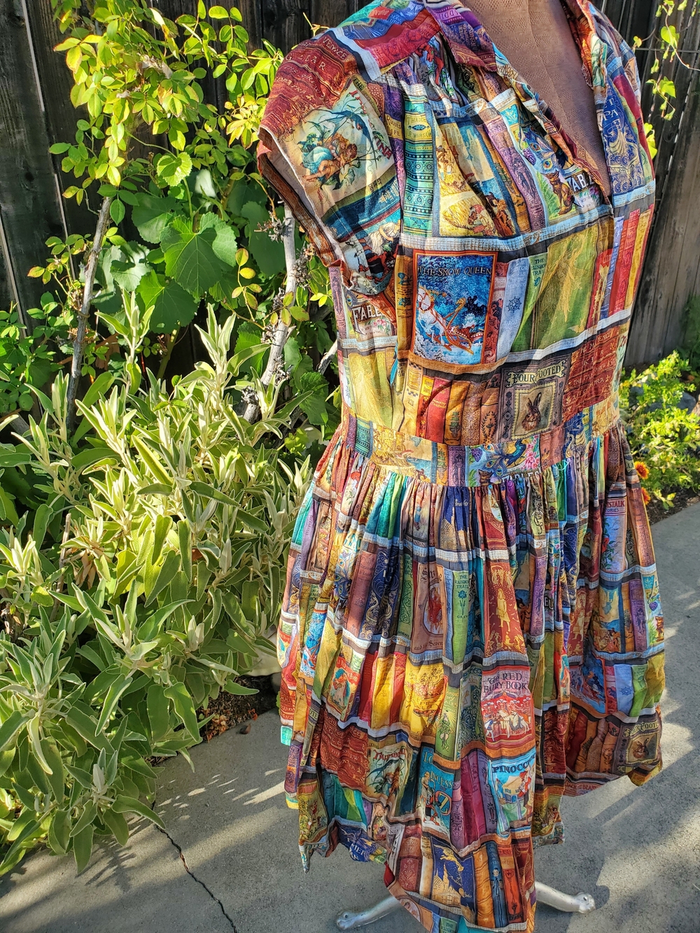 Bernie Dexter Multicolored Bookprint Fit-and-Flare Midi Dress - Picture 3 of 7